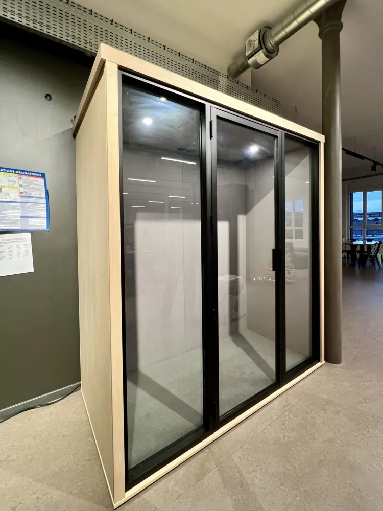 Cabine de discrétion sur mesure